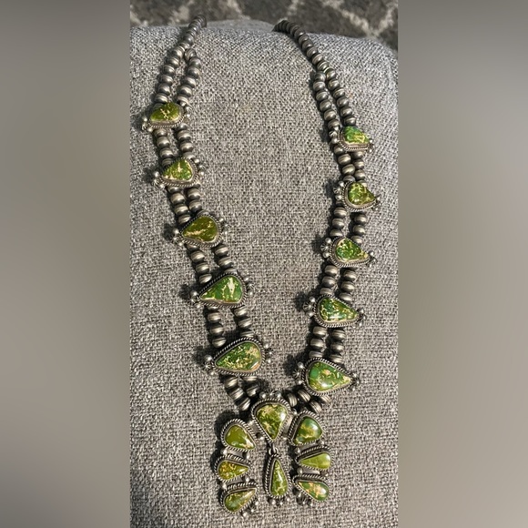 Navajo Cadman Squash Blossom Necklace and matching earrings GREEN TURQUOISE - Picture 1 of 16